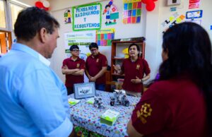 Ucayali impulsa revolución educativa con robótica: ganadores competirán en Pekín 2025