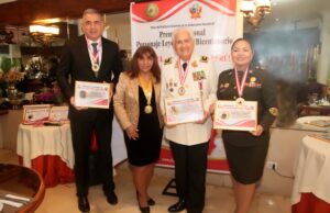 Poeta Martha Morán: entrega reconocimiento Personaje Leyenda del Bicentenario a figuras que dejaron huella en el Perú(VIDEO)