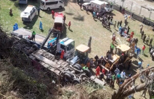 Tragedia en la ruta Tarma-Chanchamayo: Bus interprovincial se volcó dejando 15 fallecidos y 27 heridos