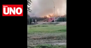 Incendio forestal en Base Naval del Callao genera gran columna de humo visible desde varios puntos de la ciudad