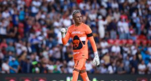 Keylor Navas debutó en Los Pumas con triunfo ante Querétaro 2-0. Piero Quispe ingresó en el complemento