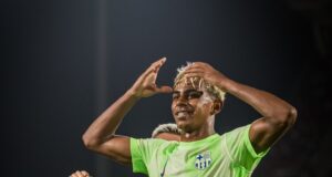 F.C. Barcelona se estrenó con triunfo por goleada ante Real Mallorca 3-0 en la Liga de España