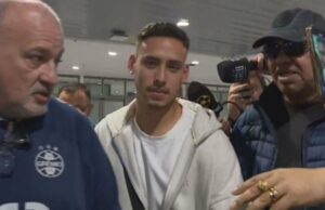 Erick Noriega arribó a Brasil para jugar por el Gremio de Porto Alegre