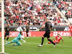 Bayern Múnich sigue de líder de la Bundesliga al vencer al Augsburgo 3-2 de visitante