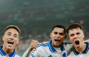 Marcos López anotó golazo de tiro libre en triunfo del Copenhague ante el Randers 5-1