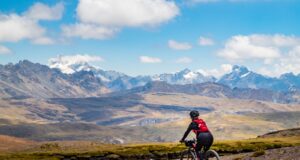 Génesis Inka Mountain Bike 2025: Travesía de 370 kilómetros entre la nieve y el mar