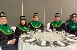 El Embajador Luis Suárez Hernández es graduado de Doctor en Filosofía (PHD) en El Salvador