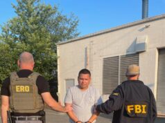 Cae expolicia prófugo por homicidio y extorsión en EEUU