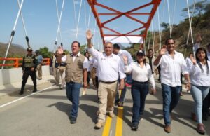 Ministro Sandoval: “Realizamos las obras respetando las normas y procedimientos y actuando sin soberbia”