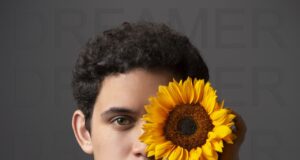 Andrew Grey y su álbum debut e inspirador «Dreamer»