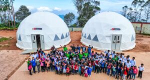 Destinan S/13.5 millones para instalar más de 100 aulas de emergencia en 10 regiones del país