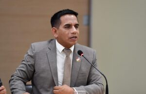 «Niño» preside Comisión de Ética: hasta su propio partido Acción Popular rechaza designación de Elvis Vergara