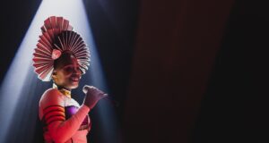 Pretty Shangase, la cantante zulu que conmueve con su voz en un circo!