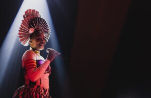 Pretty Shangase, la cantante zulu que conmueve con su voz en un circo!