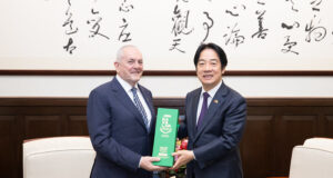 Presidente Lai recibe a delegación parlamentaria irlandesa