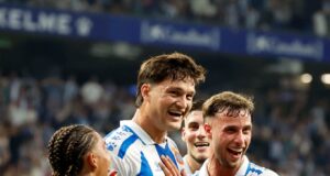 Espanyol derrotó al Atlético de Madrid 2-1 en la primera sorpresa de la Liga de España