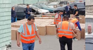 Duro golpe al contrabando: Policía incauta más de un millón de cigarrillos y juguetes ilegales en Pucusana