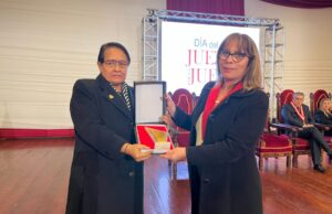Corte Superior de Justicia de Lima realizó homenaje a Ines Villa en el Día del Juez y de la Jueza