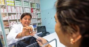Minsa: multa de S/ 5,350 para farmacias y boticas que vendan medicamentos sin receta