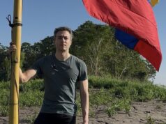 Daniel Quintero, precandidato presidencial, colocó la bandera de Colombia en Santa Rosa: «Es nuestro territorio»
