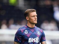 Oliver Sonne debutó en la Premier League con derrota del Burnley ante el Tottenham 3-0