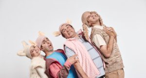 ¡Vuelve la ganadora como mejor obra infantil 2024 de los premios teatro en el Perú! Chicha y Ron. Una historia de chanchos