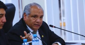 Ministro Sandoval: No respondemos a ninguna consigna política en el tren Lima – Chosica