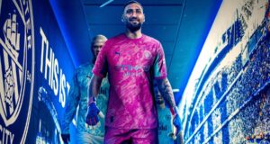 Gianluigi Donnarumma es arquero del Manchester City que pagó 30 millones de eutos al PSG