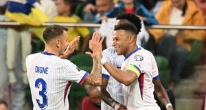 Francia e Italia comenzaron con triunfos el camino al Mundial 2026