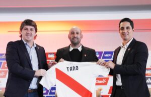 Argentino Antonio Spinelli fue presentado como nuevo entrenador de la Selección Femenina de Fútbol