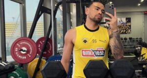 Alexander Callens volvió a los trabajos con el AEK Atenas de Grecia