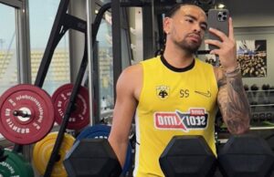 Alexander Callens volvió a los trabajos con el AEK Atenas de Grecia