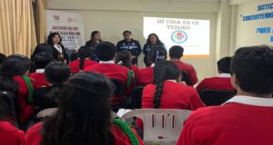Cajamarca: jueces de paz escolar de Bambamarca reflexionan sobre las adicciones a drogas y alcohol en la vida estudiantil
