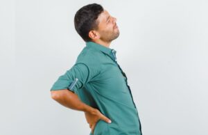 Dolor crónico de espalda: la importancia de una evaluación neurológica a tiempo