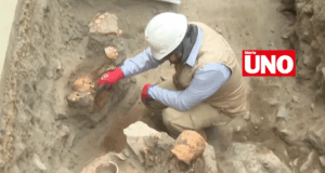 Cálidda descubre cementerio prehispánico con restos de más de mil años en Surco