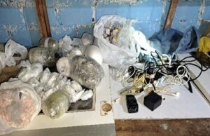 INPE: Agentes penitenciarios incautan 1500 ketes de drogas y nueve celulares en penal Castro Castro