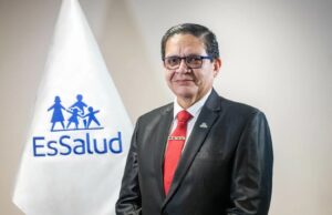Presidente EsSalud: “No existen cuotas políticas y los contratos son auditados”