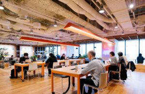 Oficinas que aprenden: la inteligencia artificial redefine el espacio de trabajo en Perú