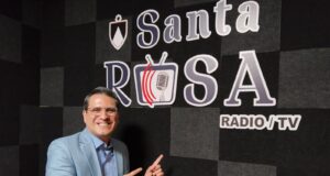 ‘Hablando Claro’ con Lucho Claros en radio Santa Rosa