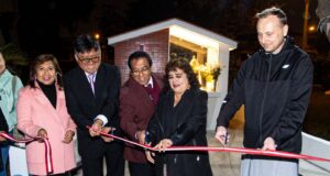 Con jarana reinauguran parque Alfonso Ugarte en San Luis