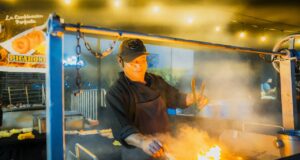 Lomo Saltado y Pan con Chicharrón en la Gran Feria Gastronómica de Vibra Perú 2025