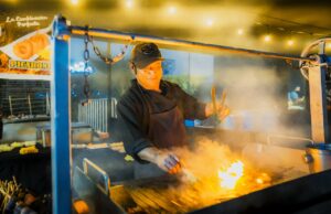 Lomo Saltado y Pan con Chicharrón en la Gran Feria Gastronómica de Vibra Perú 2025