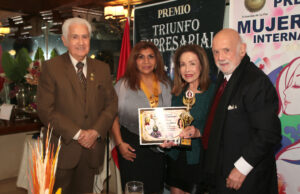 Lic. Teresa Herrera Valdizán: fue distinguida con «La Musa del Diamante 2025″(VIDEO)