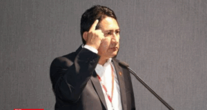 Cerrón enmienda plana a Caretas: «no tengo ninguna condena», en medio del anuncio de su candidatura al 2026