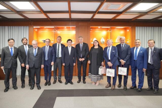 Italia refuerza su apoyo a Taiwán y plantea enviar buques al Estrecho para defender la libertad de navegación