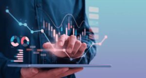 Herramienta con Inteligencia Artificial detecta riesgos en empresas y cadena de suministros