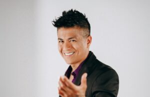 Américo regresa a Lima para inauguración de La Catedral de la Cumbia