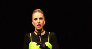 Alejandra Azcárate llega al Perú con monólogo:»Lo que se permite, se repite»