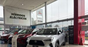 ¿Buscas un auto para el día a día? Siete razones para considerar un vehículo híbrido auto-recargable