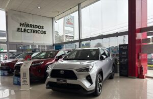 ¿Buscas un auto para el día a día? Siete razones para considerar un vehículo híbrido auto-recargable